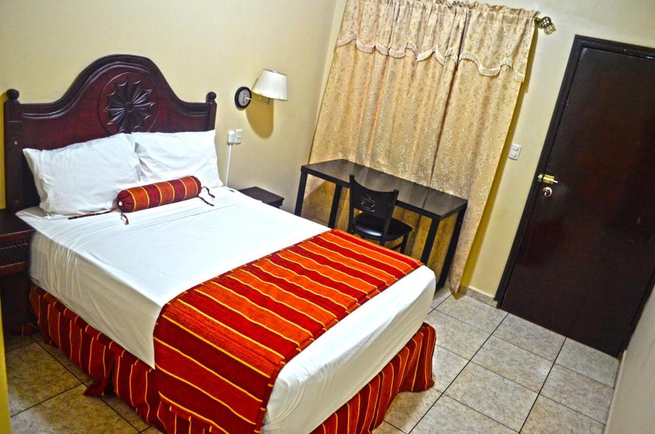 Hotel Plaza Palmero San Pedro Sula Extérieur photo